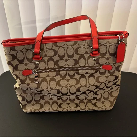 Coach Brown and Red Signature Tote Bag - Used - Picture 3 of 10